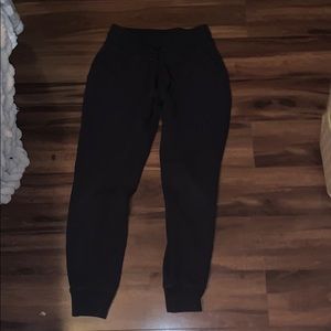 lululemon joggers